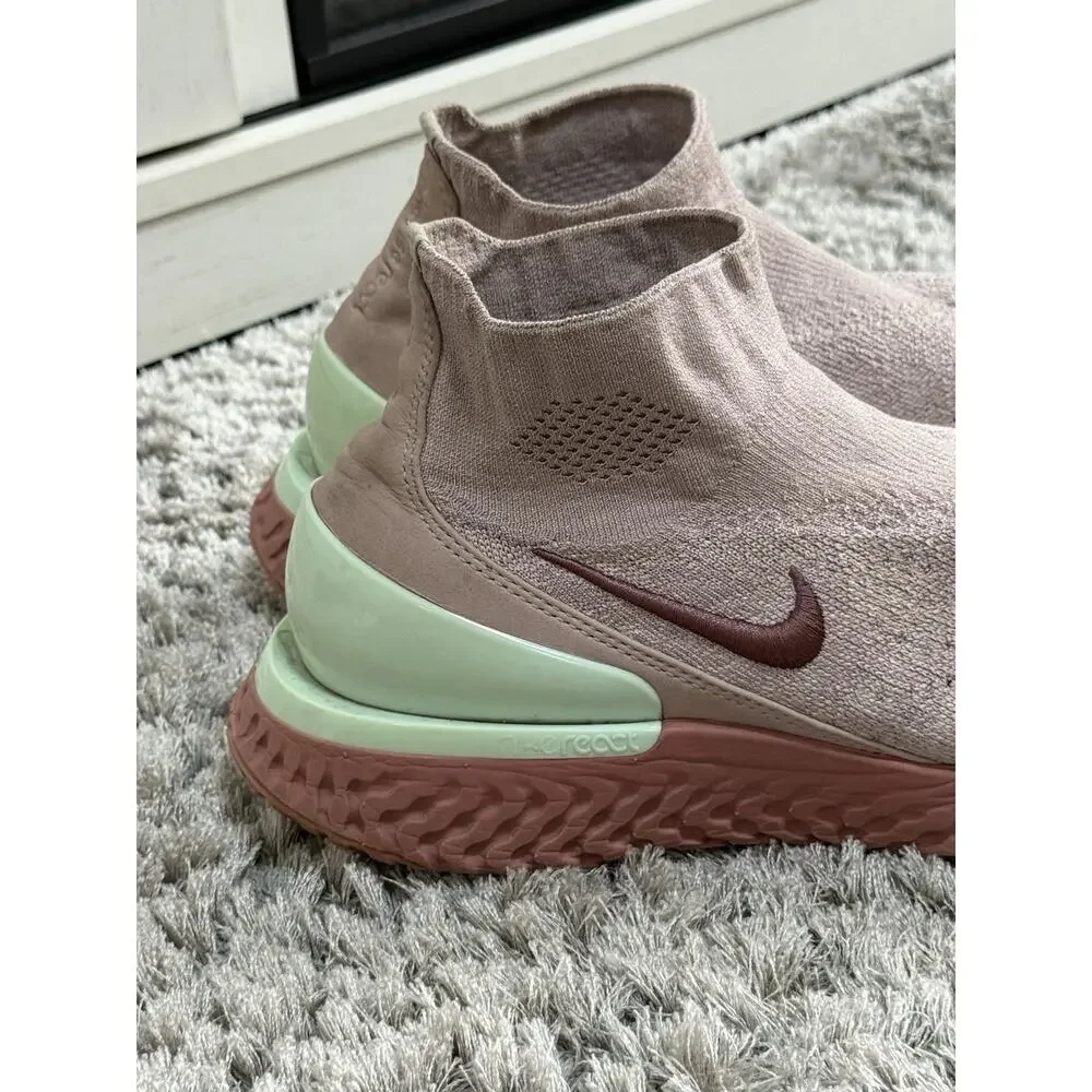 Nike Rise React Flyknit Smokey Mauve Womens Size 11 Running Shoes AV5553-226